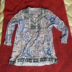 Beautiful Lucky Brand Long Sleeve Top | Made in India | Excellent Condition